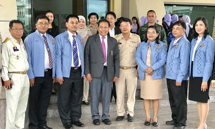 สพฐ. จัดโครงการ "รินน้ำใจสู่น้องชาวใต้"  ร่วมเติมเต็มความรู้ให้กับนักเรียนจังหวัดยะลา