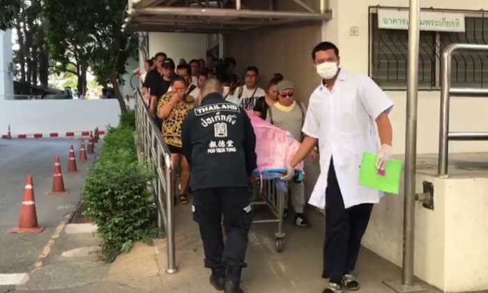 ตระกูลชวนชื่น สะอื้นรับร่าง "พ่อดม ชวนชื่น" ยอมรับตกใจ...พ่อจากไปกะทันหัน