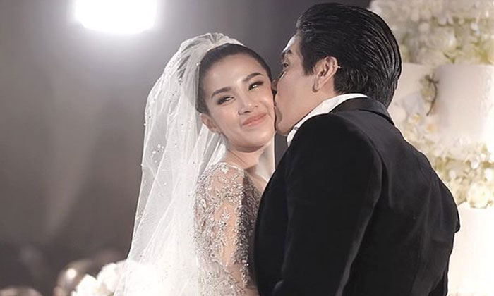 "ใบเตย" หลังแต่งงาน โพสต์ภาพคู่ร้อนแรงภายใต้ผ้าห่มกับ "ดีเจแมน"