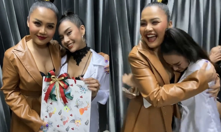 สาวแดนเซอร์กรี๊ดน้ำตาไหล “ตั๊กแตน  ชลดา” เปย์หนักเซอร์ไพร์ส์วันเกิดให้เงินเป็นปึกๆ