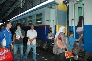 โล่งอก...รถไฟสายใต้ให้บริการฉลุยแล้ว