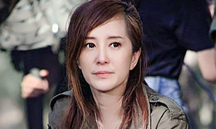 "ต่าย สายธาร" เพิ่งสูญเสียแม่ แต่ดราม่าดันไม่จบ ฟาดเจ็บโดนต่อว่าไม่กลับไปดูแล