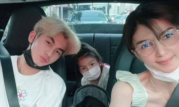 "โบว์ แวนดา" เห็นแล้วชื่นใจ ของขวัญวันเกิดจาก "น้องมะลิ-พี่ออโต้" มีเงินก็ซื้อไม่ได้
