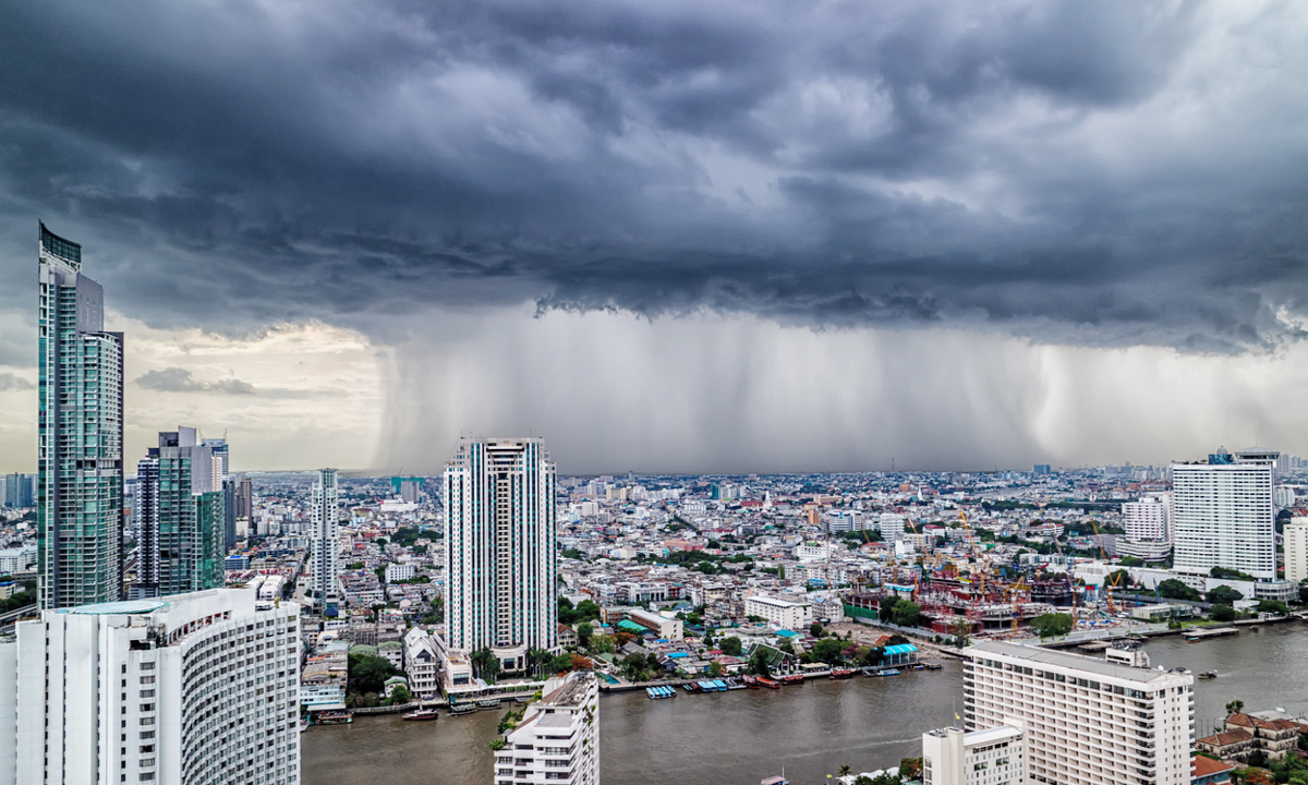 พยากรณ์อากาศวันนี้ กรมอุตุฯ เตือน 36 จังหวัด มีฝนตกหนัก กทม.ไม่รอด เจอด้วย