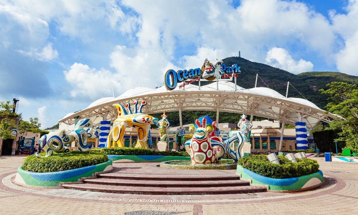 Ocean Park Hong Kong โลกแห่งความสุขเปี่ยมรอยยิ้มสำหรับทุกคน