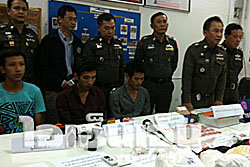 191รวบหนุ่ม19ปีพร้อมเครื่องผลิตยาบ้า