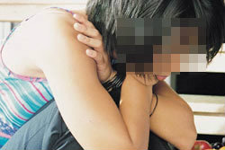 สุดสลด! 8โจ๋หื่น ลวง2สาว15 รุมโทรมมาราธอน