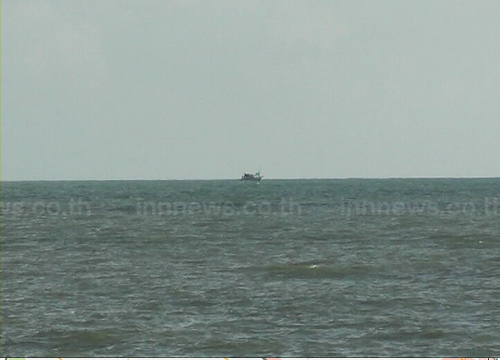 พิษ เชบี คลื่นสูงซัดเรือประมงอับปาง
