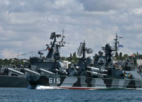 รัสเซีย ส่งเรือรบ 2 ลำ คุมเชิงสถานการณ์ซีเรีย