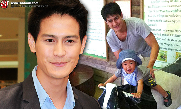 น่ารักอ่ะ! "น้ำ รพีภัทร" เลี้ยงลูก ไม่เหลือคราบคาสโนว่า