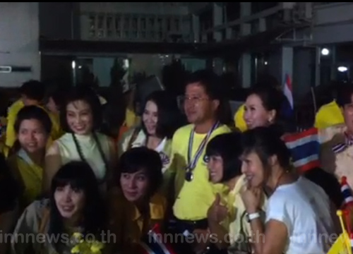 กปปส.ที่ก.คลังร่วมกิจกรรมวันพ่อแห่งชาติ