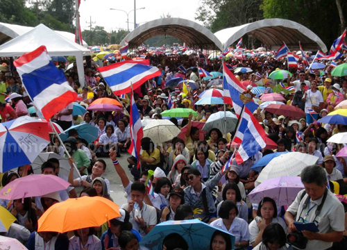 ชาวสงขลาลั่นไม่เอารัฐบาลรักษาการ