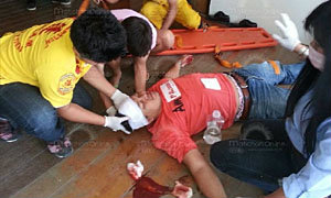 นายทหารเรือพร้อมสห. 30 คน รุมตื้บหนุ่มสลบคาโรงพัก