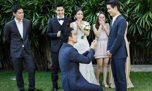 คลิปพอร์ชอาร์ม คู่รักเพศเดียวกันขอแต่งงาน ดังทั่วโลกออนไลน์