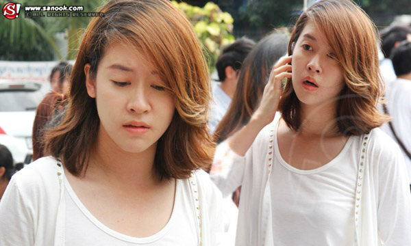 เชียร์ ฑิฆัมพร หน้าสดอย่างสวย!!