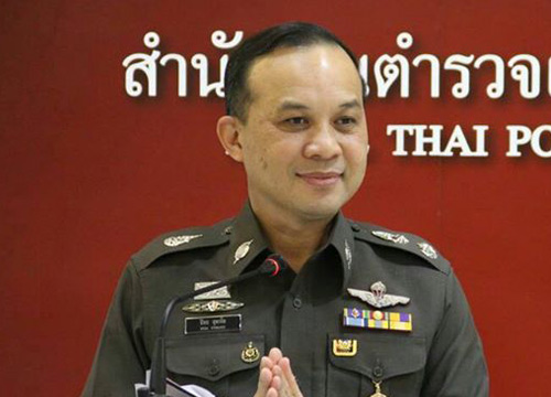 ตร.แถลงรวบ12ผู้ต้องหาพกปืน-ผบ.ตร.ย้ำดูแลม็อบ