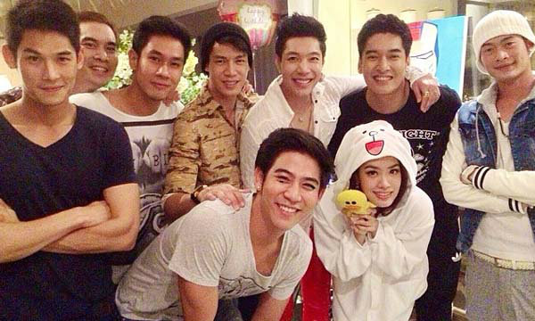 ปาร์ตี้วันเกิด "ก้อง กรุณ" เพื่อนดาราเพียบ