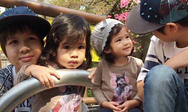 ภาพน่ารัก น้องอีตั้น ลูกแม่หมิว ดูแล น้องนาวา ลูกแม่อ้อม