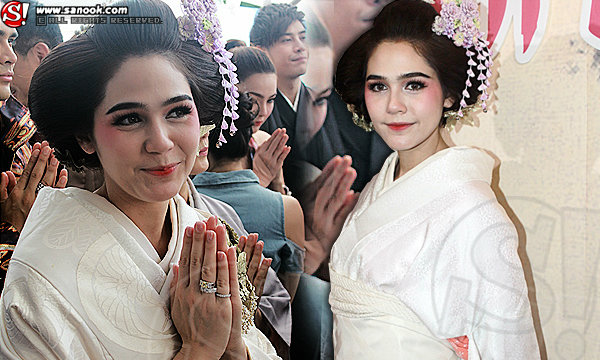 ซุป’ตาร์ “ชมพู่ อารยา” งดรับอีเว้นท์ หาเวลาพักผ่อน