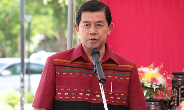 หาม "กร ทัพพะรังสี" เข้ารพ. อาหารเป็นพิษ