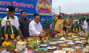 นิกร จำนง ปฏิเสธ บรรหาร ไม่ได้เข้าโรงพยาบาล ยันยังสบายดี-วันนี้ยังทำงาน