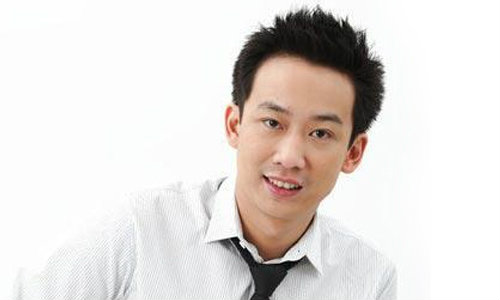 พล.อ.อุดมเดช เตือน พานทองแท้ ระวังเรื่องการแสดงความเห็น