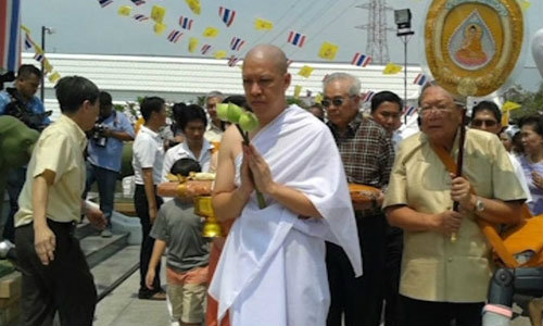 “พุทธิพงษ์” อุปสมบท รับฉายาทางธรรม “พระวรปุณโณ”