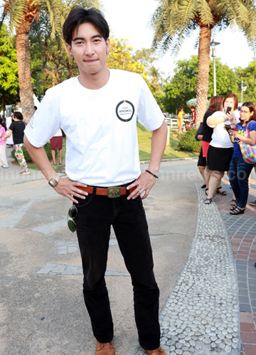 โตโน่เมินข่าวแตงโมตกอับฟุ้งรักHappy