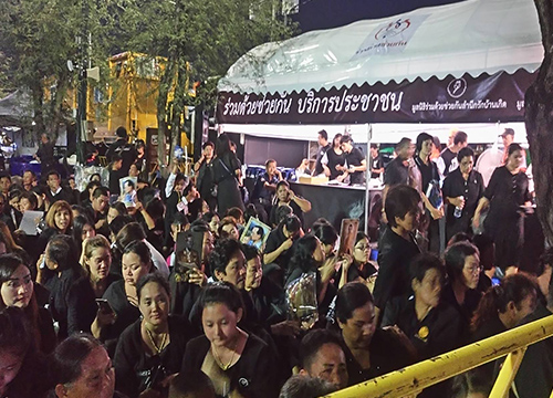 ผบ.ตร.สั่งนำรถตู้ตำรวจรับ-ส่งประชาชนฟรี