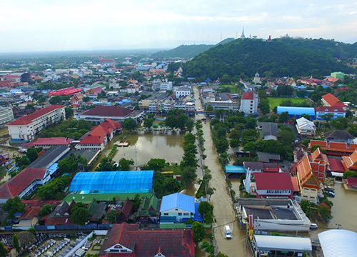 ปภ.รายงานสถานการณ์อุทกภัยเพชรบุรี-กระบี่