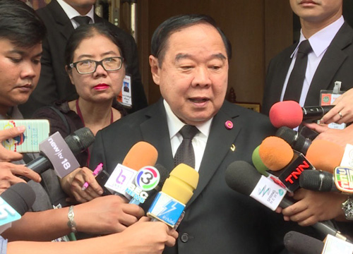 ประวิตรจ่อบินมาเลย์ถกใต้งดตอบสปท.ชงขึ้นเงินเดือน