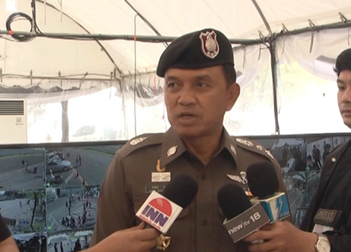 น.1ตรวจสนามหลวงป้องกันคนนำพลุแฟร์เข้าพื้นที่