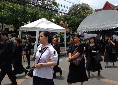 ปชช.เข้ากราบพระบรมศพต่อเนื่อง -170วัน6.33ล้านคน