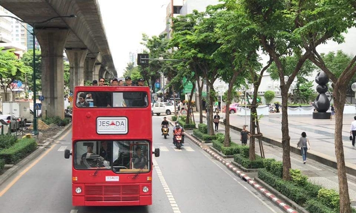 ชาวกรุงฯ เตรียมรับของขวัญปีใหม่ เมื่อ ถ.สุขุมวิท กำลังจะไร้เงาเสาไฟฟ้า