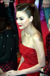 ดิว อริสรา ศัลยกรรม