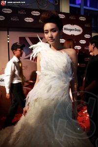 มิน พีชญา