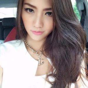 เมทัล สุขขาว