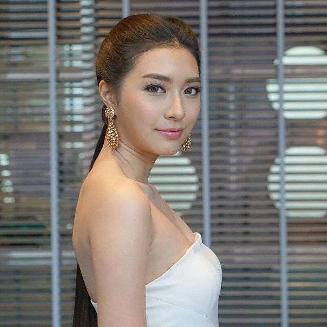 มิว นิษฐา