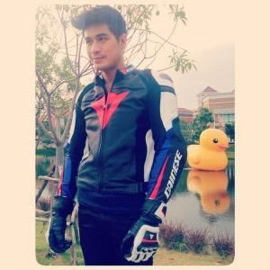 M10o93H7pQ09L8X1t49cHY01Z5j4TT91fGfr