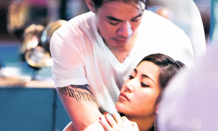 เอมมี่ ว่าที่คุณแม่ ซึ้งใจสามีดูแลดี หลังมีอาการปวดภาวะกระดูกอ่อนซี่โครงอักเสบ