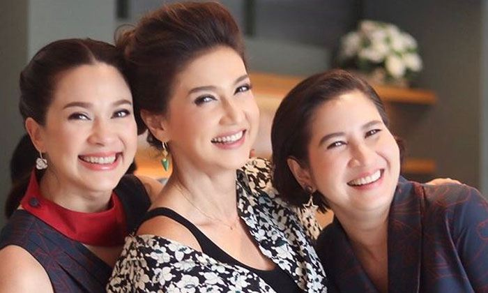 แหม่ม-แอน-หมิว รำลึกความหลัง 20 ปี รวมตัวแม่ๆ ยังสวยไม่สร่าง