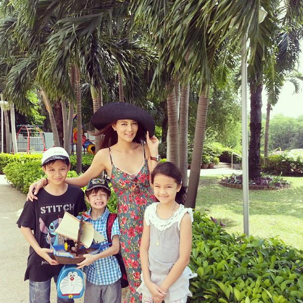 คลิกชมภาพต่อไป คลิกชมภาพต่อไป