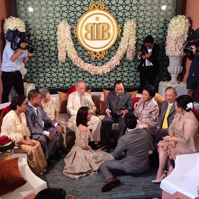 คลิกชมภาพต่อไป คลิกชมภาพต่อไป