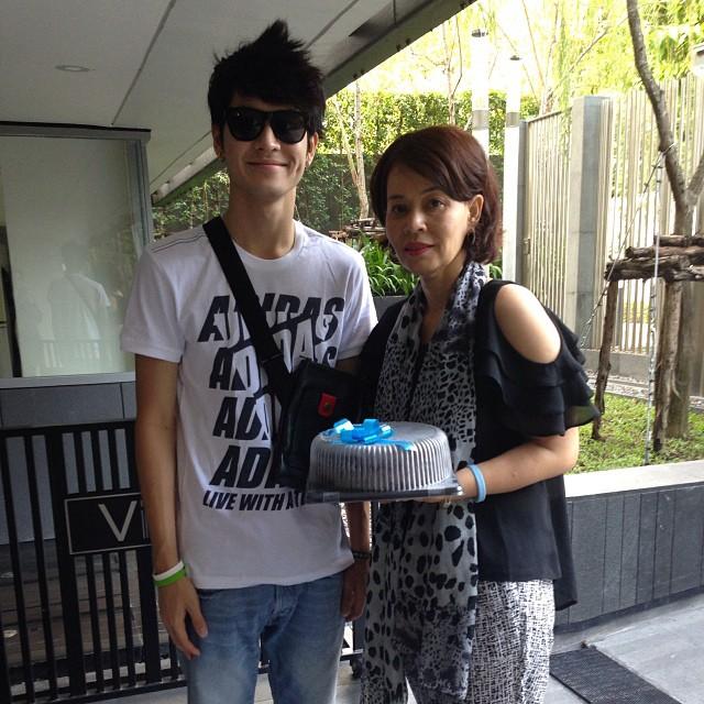 คลิกชมภาพต่อไป คลิกชมภาพต่อไป