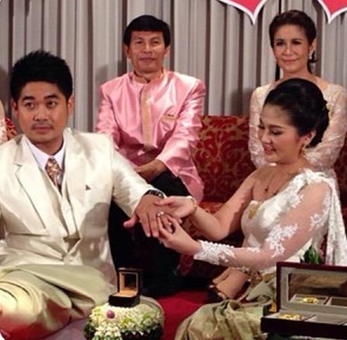 คลิกชมภาพต่อไป คลิกชมภาพต่อไป