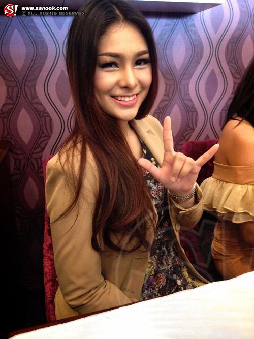 คลิกชมภาพต่อไป