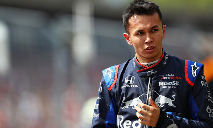 ฟอร์มโดนใจ! เรดบูลล์ เรซซิ่ง ดึงตัว \