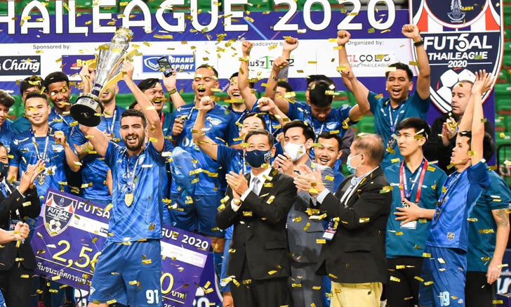 พีทีที บลูเวฟ ชลบุรี  ติดโผ 10 สโมสร ลุ้นรางวัลทีมฟุตซอลยอดเยี่ยมโลก 2020
