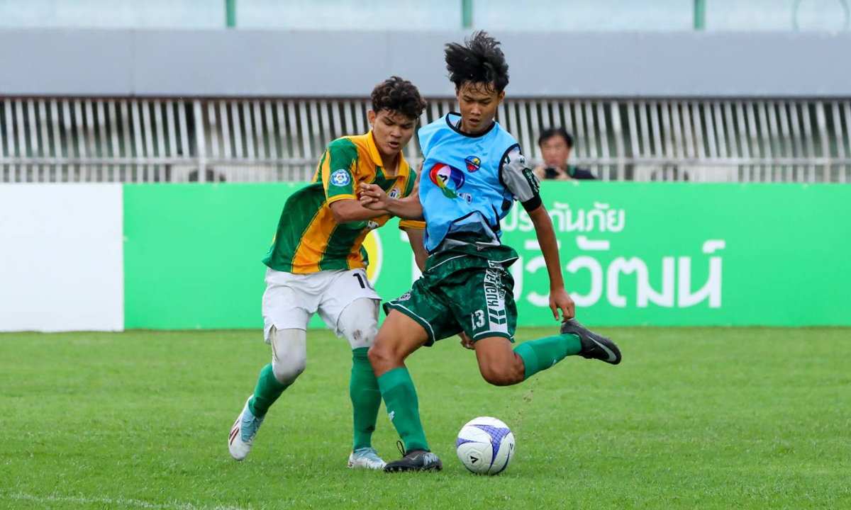 4 ทีมสุดท้าย ลุยต่อรอบรองชนะเลิศศึก “ฟุตบอลนักเรียน 7 คน แชมป์กีฬา 7HD แชมเปียน คัพ 2025”